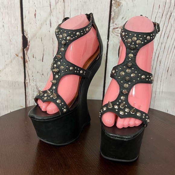 JEFFREY CAMPBELL CONTAIN Studded Black leather heelless platform sandals 7 EUC - Picture 9 of 17